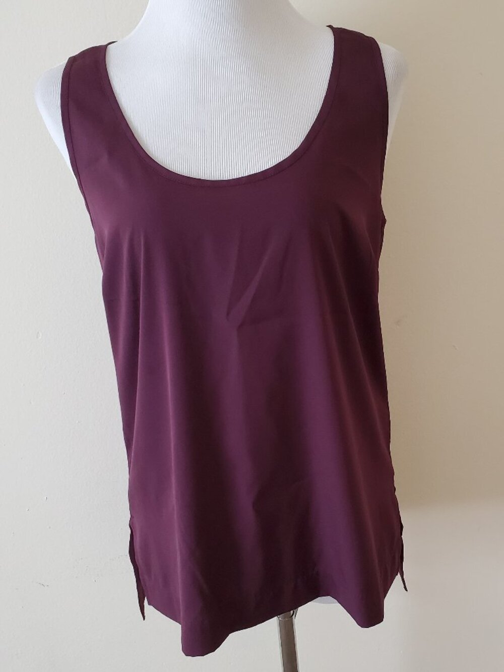Banana Republic Plum Sleeveless Blouse Top Shirt